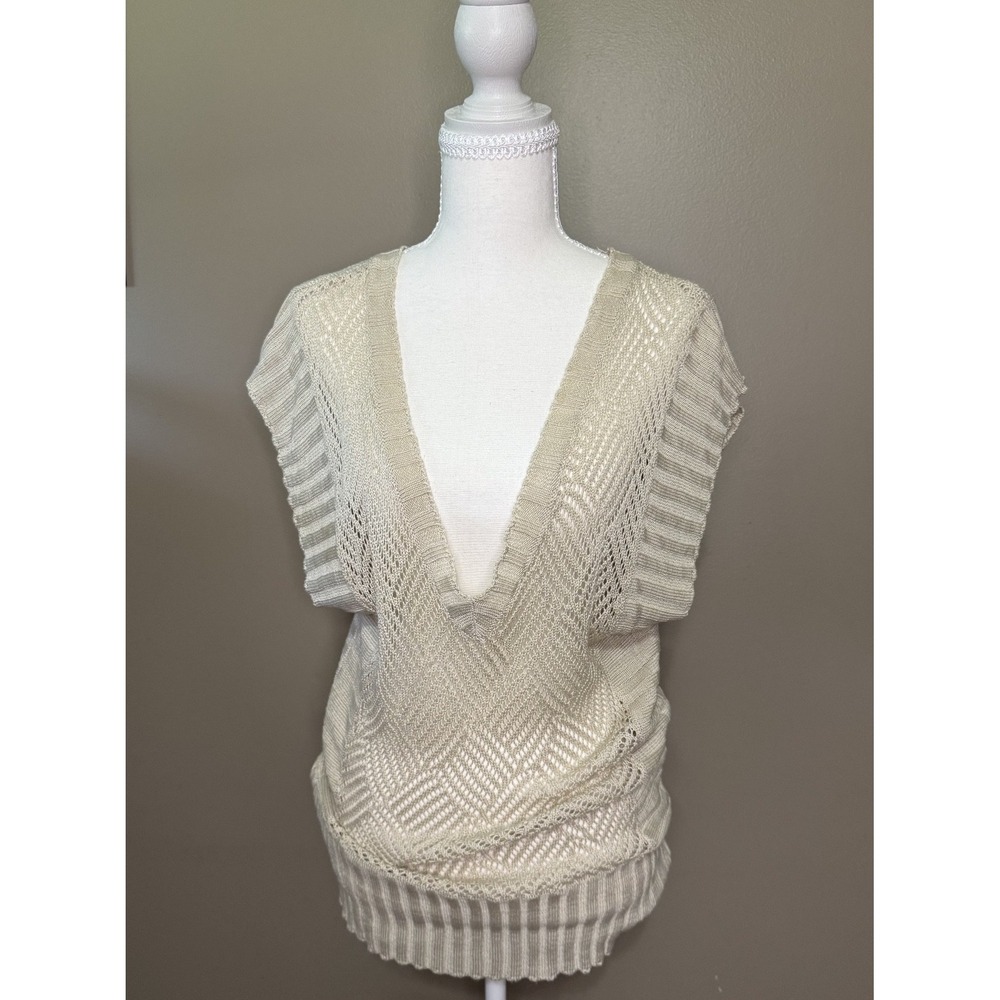 Open Knit Deep V-Necline Short Sleeve Sweater Size L #1111